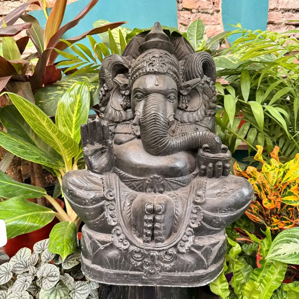 Ganesha sentada pintada